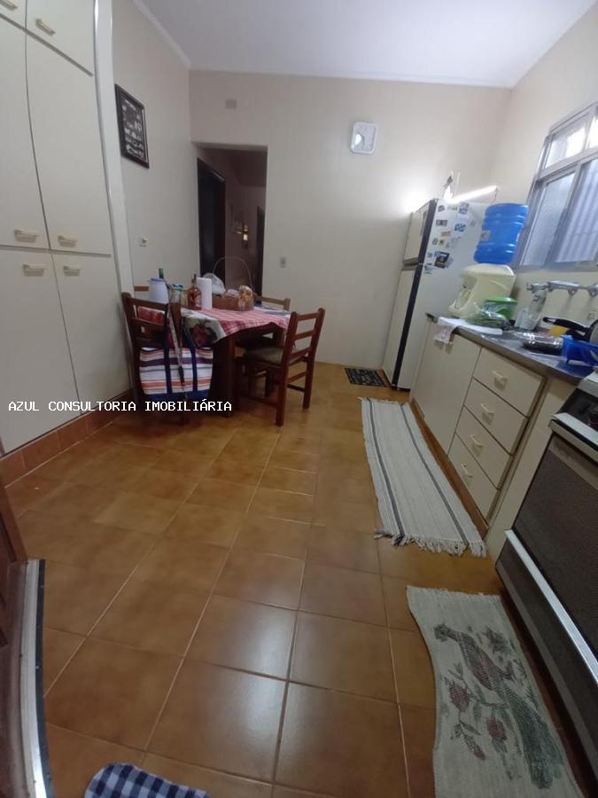 Casa à venda com 3 quartos, 360m² - Foto 13