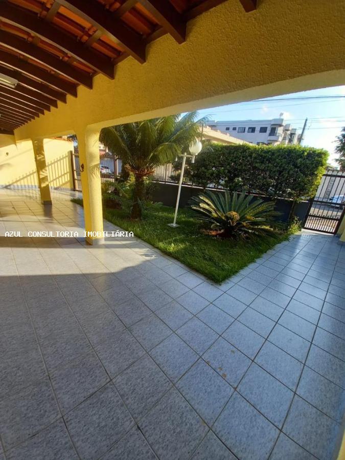 Casa à venda com 3 quartos, 360m² - Foto 14