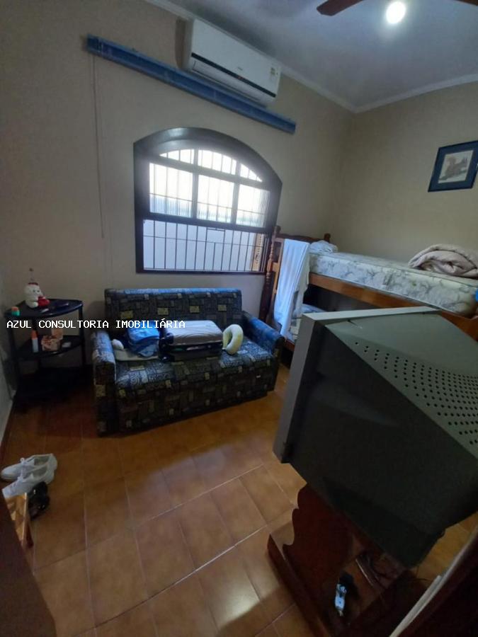 Casa à venda com 3 quartos, 360m² - Foto 21