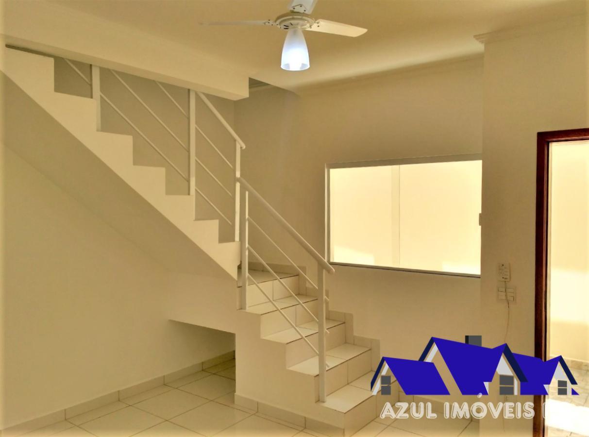 Casa à venda com 2 quartos, 70m² - Foto 10