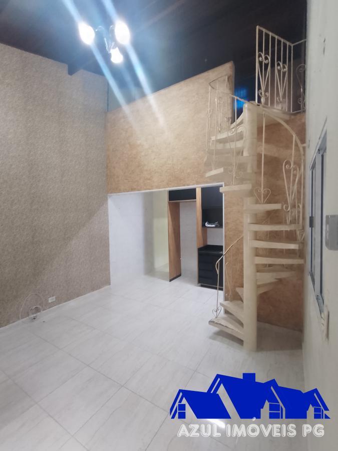 Casa à venda com 3 quartos, 125m² - Foto 1