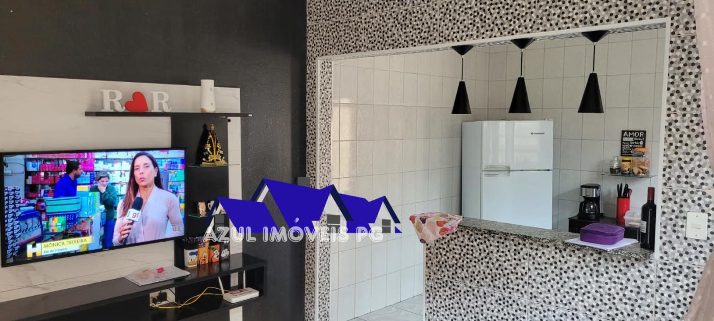 Casa à venda com 2 quartos, 141m² - Foto 1