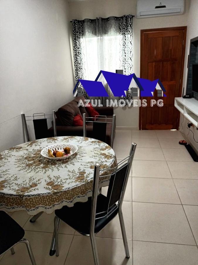 Casa à venda com 2 quartos, 65m² - Foto 1